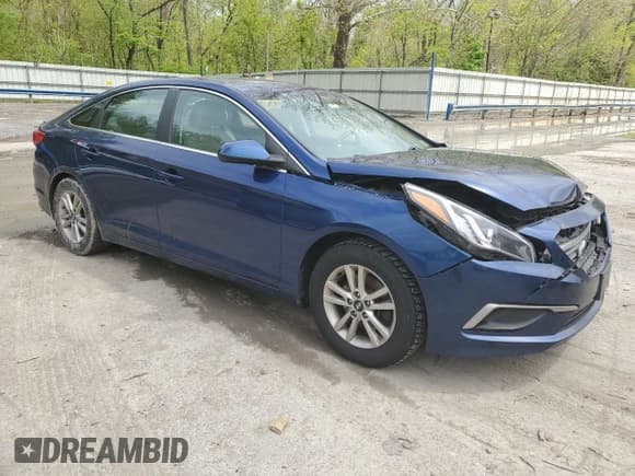 ✅ 2017 Hyundai Sonata SE • VIN: 5NPE24AF6HH578337 • Lot: 51625303. Listed on Copart with 80,496 mi. Free auction sales archive from the USA and detailed vehicle history report at DreamBid. Image 4.