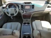 ✅ 2012 Toyota Sienna XLE • VIN: 5TDDK3DC1CS042583 • Лот: 65562945. Опубликован ранее на Copart с пробегом 272 380 миль. Бесплатный доступ к архиву аукционных продаж из США и подробный отчёт об истории автомобиля на DreamBid. Изображение 8.