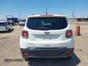 ✅ 2018 Jeep Renegade Limited • VIN: ZACCJBDB1JPG87602 • Lot: 42429235. Wystawiony na IAAI z przebiegiem 208 032 mil. Bezpłatny archiwum sprzedaży aukcyjnych z USA i szczegółowy raport historii pojazdu na DreamBid. Zdjęcie 16.