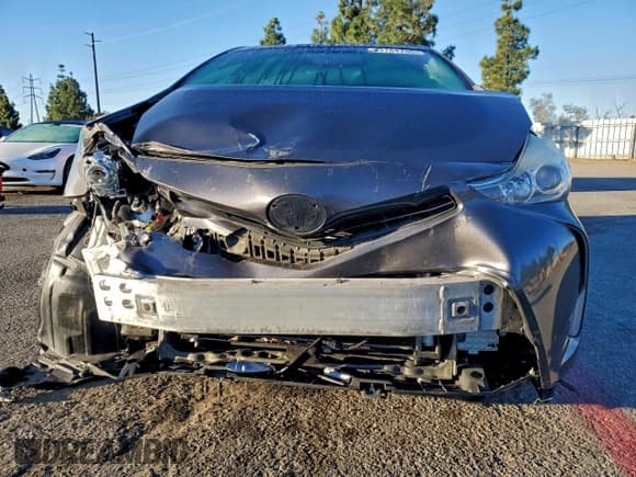 ✅ 2015 Toyota Prius Four • VIN: JTDZN3EUXFJ038554 • Lot: 93784755. Listed on Copart with 93,832 mi. Free auction sales archive from the USA and detailed vehicle history report at DreamBid. Image 5.