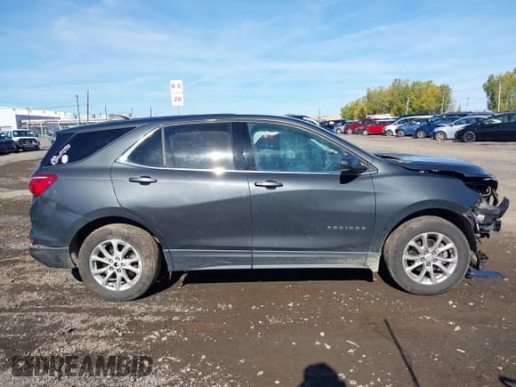 ✅ 2020 Chevrolet Equinox LT • VIN: 2GNAXUEVXL6217957 • Lot: 43400232. Wystawiony na IAAI z przebiegiem 108 527 mil. Bezpłatny archiwum sprzedaży aukcyjnych z USA i szczegółowy raport historii pojazdu na DreamBid. Zdjęcie 14.