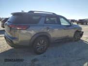 ✅ 2023 Nissan Pathfinder SV • VIN: 5N1DR3BA1PC247000 • Lot: 86507815. Wystawiony na Copart z przebiegiem 105 831 mil. Bezpłatny archiwum sprzedaży aukcyjnych z USA i szczegółowy raport historii pojazdu na DreamBid. Zdjęcie 3.