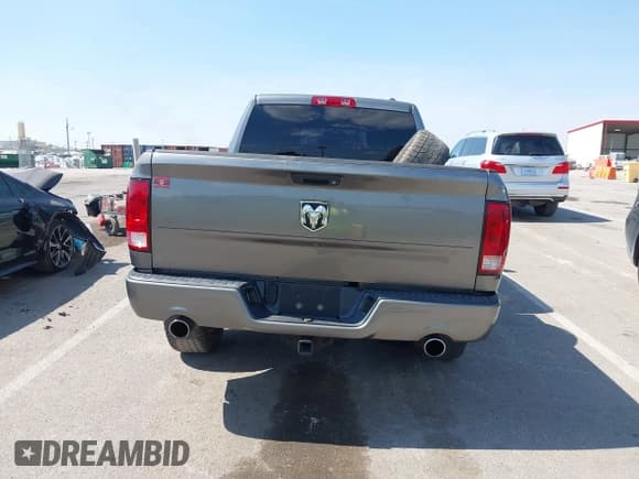 ✅ 2012 Ram 1500 Express • VIN: 1C6RD6FT8CS280508 • Lot: 43223342. Listed on IAAI with 192,538 mi. Free auction sales archive from the USA and detailed vehicle history report at DreamBid. Image 16.