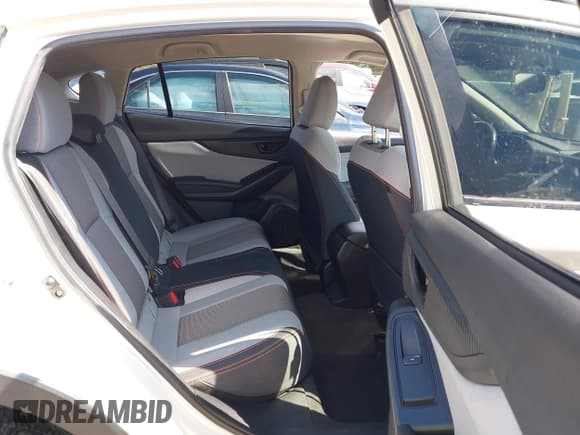 ✅ 2019 Subaru Crosstrek Premium • VIN: JF2GTACC9K8252465 • Lot: 43316373. Wystawiony na IAAI z przebiegiem 66 575 mil. Bezpłatny archiwum sprzedaży aukcyjnych z USA i szczegółowy raport historii pojazdu na DreamBid. Zdjęcie 8.