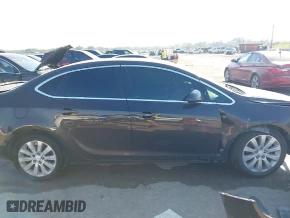 ✅ 2016 Buick Verano • VIN: 1G4PP5SK4G4132392 • Lot: 43382895. Wystawiony na IAAI z przebiegiem 129 938 mil. Bezpłatny archiwum sprzedaży aukcyjnych z USA i szczegółowy raport historii pojazdu na DreamBid. Zdjęcie 13.