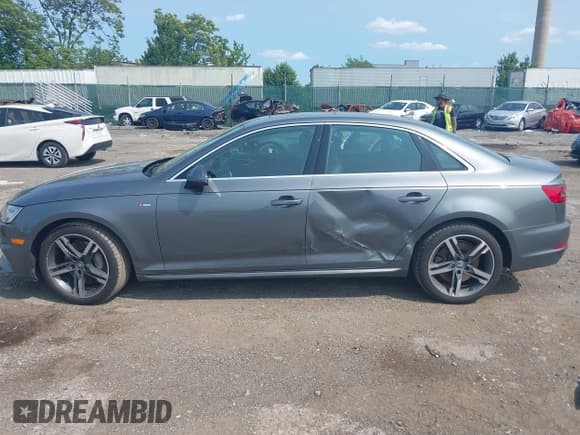 ✅ 2017 Audi A4 Premium Plus • VIN: WAUENAF47HN067892 • Lot: 42404869. Listed on IAAI with 113,575 mi. Free auction sales archive from the USA and detailed vehicle history report at DreamBid. Image 14.