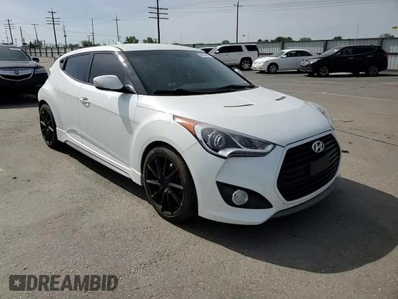 ✅ 2015 Hyundai Veloster Turbo • VIN: KMHTC6AE4FU232132 • Lot: 56314975. Wystawiony na Copart z przebiegiem 115 282 mil. Bezpłatny archiwum sprzedaży aukcyjnych z USA i szczegółowy raport historii pojazdu na DreamBid. Zdjęcie 13.