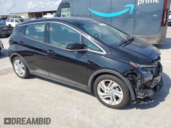 ✅ 2023 Chevrolet Bolt EV 1LT • VIN: 1G1FW6S01P4125965 • Lot: 71381684. Wystawiony na Copart z przebiegiem 52 341 mil. Bezpłatny archiwum sprzedaży aukcyjnych z USA i szczegółowy raport historii pojazdu na DreamBid. Zdjęcie 4.