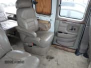 ✅ 2005 GMC Savana Cargo YF7 Upfitter • VIN: 1GDFG15TX51100456 • Lot: 42711052. Listed on IAAI with 256,014 mi. Free auction sales archive from the USA and detailed vehicle history report at DreamBid. Image 8.