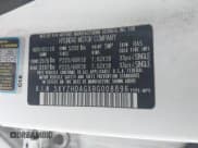 ✅ 2011 Hyundai Santa Fe Limited • VIN: 5XYZHDAGXBG008896 • Lot: 41564444. Listed on IAAI with 122,104 mi. Free auction sales archive from the USA and detailed vehicle history report at DreamBid. Image 9.