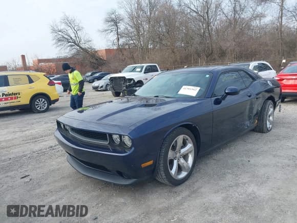 ✅ 2013 Dodge Challenger Rallye Redline • VIN: 2C3CDYAG7DH688015 • Lot: 41701562. Wystawiony na IAAI z przebiegiem 160 196 mil. Bezpłatny archiwum sprzedaży aukcyjnych z USA i szczegółowy raport historii pojazdu na DreamBid. Zdjęcie 2.