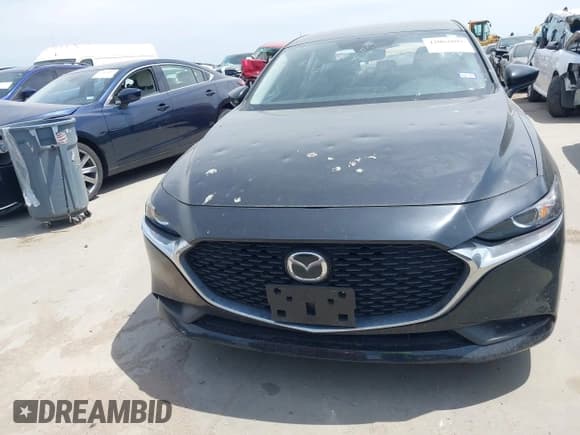 ✅ 2021 Mazda 3 S • VIN: JM1BPAAL6M1318840 • Лот: 42062897. Опубликован ранее на IAAI с пробегом 51 210 миль. Бесплатный доступ к архиву аукционных продаж из США и подробный отчёт об истории автомобиля на DreamBid. Изображение 12.