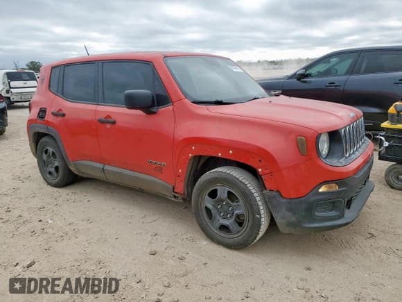 ✅ 2017 Jeep Renegade Sport • VIN: ZACCJAAH6HPF00500 • Lot: 92994415. Listed on Copart with 71,211 mi. Free auction sales archive from the USA and detailed vehicle history report at DreamBid. Image 4.