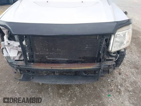 2010 Mercury Mariner with VIN 4M2CN8B76AKJ09411, listed as a IAAI auction lot 42386510 with 113,126 mi miles and . Bid and sale history available at DreamBid. Image 6.