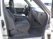 ✅ 2003 Chevrolet Silverado 1500 LS • VIN: 2GCEK19TX31380816 • Lot: 43463724. Listed on IAAI with 417,346 mi. Free auction sales archive from the USA and detailed vehicle history report at DreamBid. Image 5.