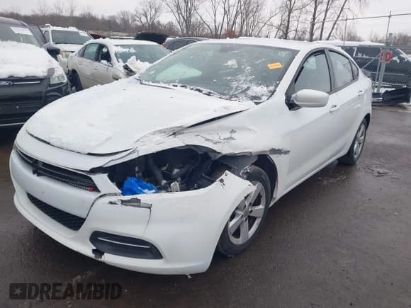 ✅ 2015 Dodge Dart SXT • VIN: 1C3CDFBB4FD432020 • Lot: 43805354. Wystawiony na IAAI z przebiegiem 129 574 mil. Bezpłatny archiwum sprzedaży aukcyjnych z USA i szczegółowy raport historii pojazdu na DreamBid. Zdjęcie 2.