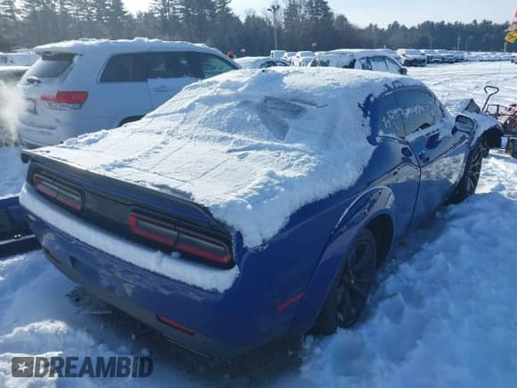 ✅ 2020 Dodge Challenger R/T Scat Pack • VIN: 2C3CDZFJ1LH148815 • Lot: 41464751. Wystawiony na IAAI z przebiegiem 31 301 mil. Bezpłatny archiwum sprzedaży aukcyjnych z USA i szczegółowy raport historii pojazdu na DreamBid. Zdjęcie 4.
