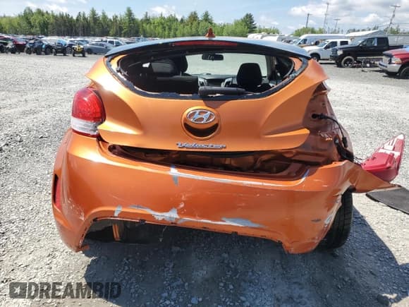 ✅ 2016 Hyundai Veloster • VIN: KMHTC6AD6GU248051 • Lot: 58728814. Wystawiony na Copart z przebiegiem 253 006 mil. Bezpłatny archiwum sprzedaży aukcyjnych z USA i szczegółowy raport historii pojazdu na DreamBid. Zdjęcie 6.
