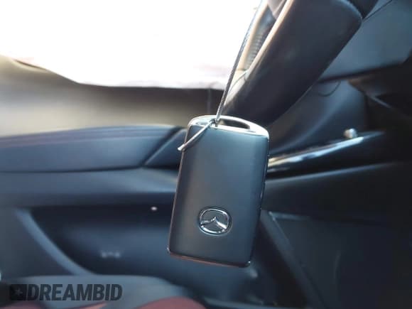 ✅ 2022 Mazda CX-9 Carbon Edition • VIN: JM3TCBDY1N0617356 • Lot: 43690029. Wystawiony na IAAI z przebiegiem 49 351 mil. Bezpłatny archiwum sprzedaży aukcyjnych z USA i szczegółowy raport historii pojazdu na DreamBid. Zdjęcie 11.