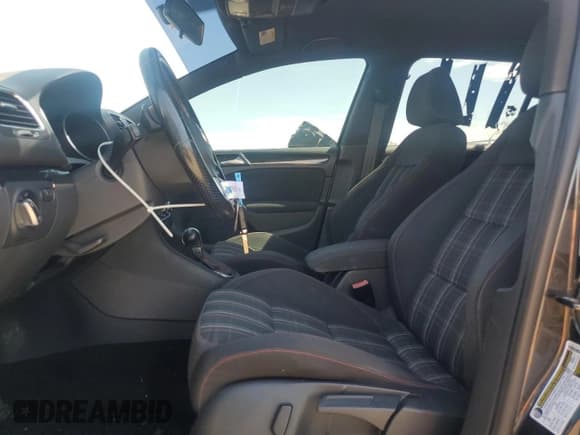 ✅ 2010 Volkswagen Golf GTI • VIN: WVWHD7AJ7AW421915 • Лот: 69606005. Опубликован ранее на Copart с пробегом 117 246 миль. Бесплатный доступ к архиву аукционных продаж из США и подробный отчёт об истории автомобиля на DreamBid. Изображение 7.