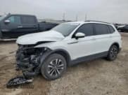 ✅ 2023 Volkswagen Tiguan S • VIN: 3VVRB7AX3PM026428 • Lot: 44863345. Wystawiony na Copart z przebiegiem Nie podano. Bezpłatny archiwum sprzedaży aukcyjnych z USA i szczegółowy raport historii pojazdu na DreamBid. Zdjęcie 1.