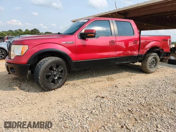 ✅ 2011 Ford F-150 XLT • VIN: 1FTFW1EF9BFB20441 • Lot: 71222045. Wystawiony na Copart z przebiegiem 195 047 mil. Bezpłatny archiwum sprzedaży aukcyjnych z USA i szczegółowy raport historii pojazdu na DreamBid. Zdjęcie 1.