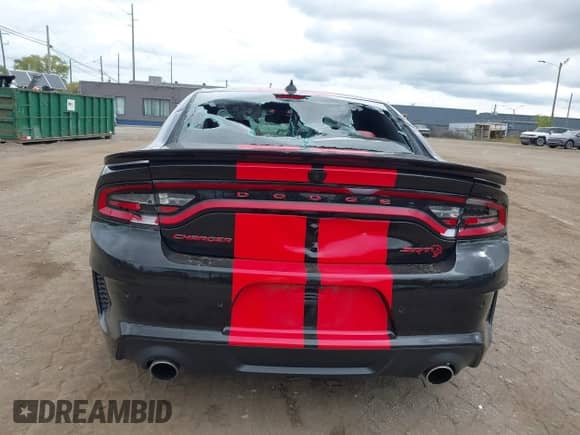 2022 Dodge Charger SRT Hellcat Widebody z VIN 2C3CDXL99NH199819, wystawiony jako IAAI lot #43450586 z przebiegiem 21 491 mil mil oraz . Historia ofert i sprzedaży dostępna na DreamBid. Obrazek 16.