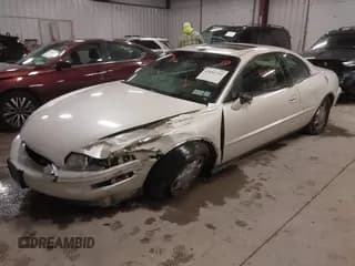 ✅ 1997 Buick Riviera • VIN: 1G4GD2218V4715463 • Lot: 43681744. Wystawiony na IAAI z przebiegiem 183 061 mil. Bezpłatny archiwum sprzedaży aukcyjnych z USA i szczegółowy raport historii pojazdu na DreamBid. Zdjęcie 2.