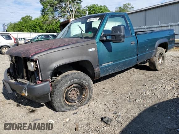 ✅ 1995 GMC Sierra 2500 • VIN: 1GTGK24K0SE545993 • Лот: 55773725. Опубликован ранее на Copart с пробегом 66 721 миль. Бесплатный доступ к архиву аукционных продаж из США и подробный отчёт об истории автомобиля на DreamBid. Изображение 1.