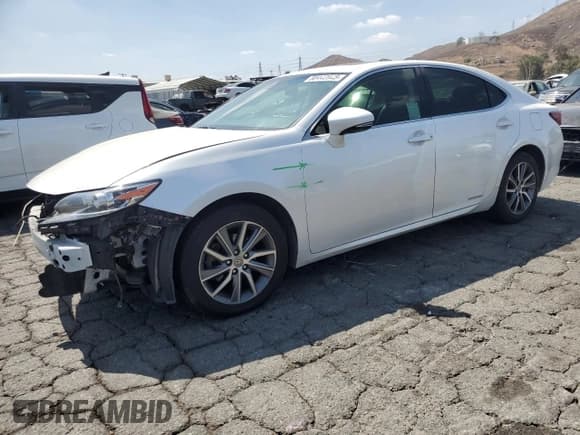 ✅ 2017 Lexus ES 300h • VIN: JTHBW1GG3H2137917 • Lot: 80442645. Listed on Copart with 244,896 mi. Free auction sales archive from the USA and detailed vehicle history report at DreamBid. Image 1.