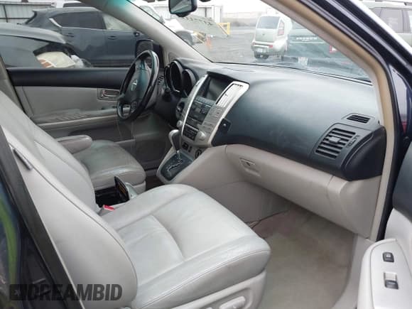 ✅ 2006 Lexus RX 400h • VIN: JTJHW31U260029400 • Lot: 43773333. Listed on IAAI with 261,097 mi. Free auction sales archive from the USA and detailed vehicle history report at DreamBid. Image 5.