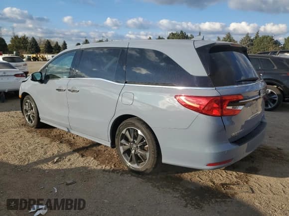 ✅ 2024 Honda Odyssey Elite • VIN: 5FNRL6H94RB038835 • Lot: 90241405. Wystawiony na Copart z przebiegiem 12 407 mil. Bezpłatny archiwum sprzedaży aukcyjnych z USA i szczegółowy raport historii pojazdu na DreamBid. Zdjęcie 2.