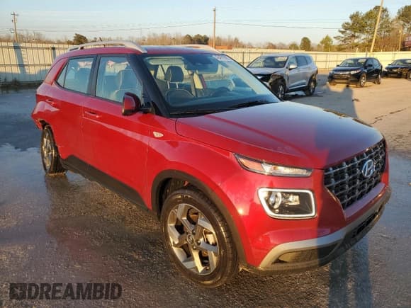 ✅ 2024 Hyundai Venue Limited • VIN: KMHRC8A30RU287511 • Lot: 43451565. Listed on Copart with 5,470 mi. Free auction sales archive from the USA and detailed vehicle history report at DreamBid. Image 4.