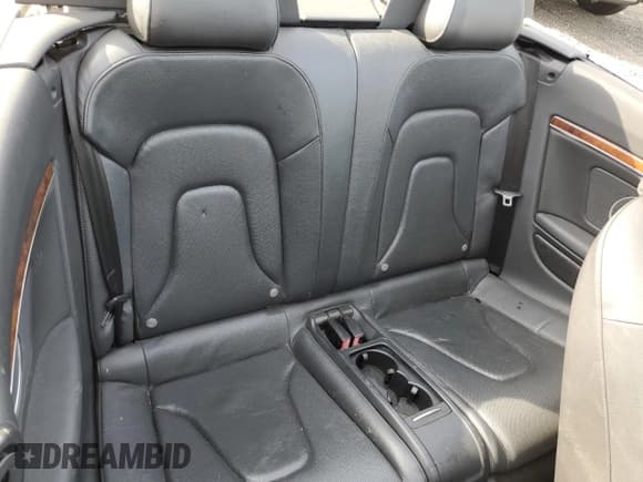 ✅ 2013 Audi A5 Prestige • VIN: WAUVFAFH7DN001191 • Лот: 84808875. Опубликован ранее на Copart с пробегом 155 899 миль. Бесплатный доступ к архиву аукционных продаж из США и подробный отчёт об истории автомобиля на DreamBid. Изображение 10.