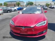 ✅ 2017 Tesla Model S 60 • VIN: 5YJSA1E18HF178698 • Lot: 42627397. Wystawiony na IAAI z przebiegiem 87 301 mil. Bezpłatny archiwum sprzedaży aukcyjnych z USA i szczegółowy raport historii pojazdu na DreamBid. Zdjęcie 12.