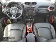 ✅ 2020 Jeep Renegade Trailhawk • VIN: ZACNJBC17LPL40101 • Lot: 67309085. Wystawiony na Copart z przebiegiem 58 439 mil. Bezpłatny archiwum sprzedaży aukcyjnych z USA i szczegółowy raport historii pojazdu na DreamBid. Zdjęcie 8.