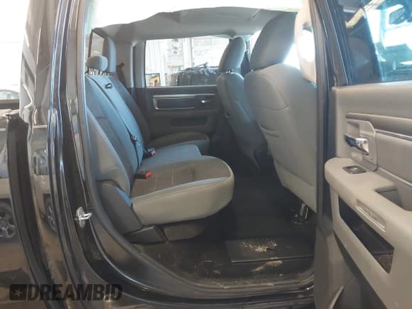 ✅ 2013 Ram 1500 Outdoorsman • VIN: 1C6RR7LT6DS542779 • Lot: 41568456. Listed on IAAI with 220,818 mi. Free auction sales archive from the USA and detailed vehicle history report at DreamBid. Image 8.