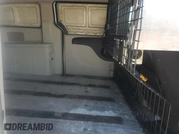 ✅ 2014 Ram Cargo Van Tradesman • VIN: 2C4JRGAGXER352966 • Lot: 91957025. Listed on Copart with 155,180 mi. Free auction sales archive from the USA and detailed vehicle history report at DreamBid. Image 11.
