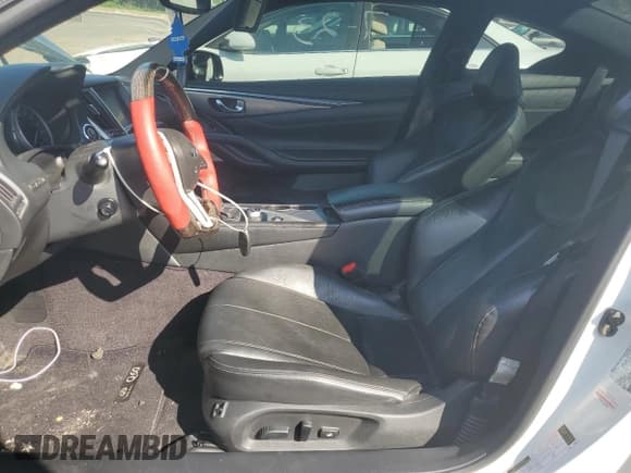 ✅ 2018 Infiniti Q60 Sport • VIN: JN1EV7EL2JM390650 • Лот: 66306315. Опубликован ранее на Copart с пробегом 69 302 миль. Бесплатный доступ к архиву аукционных продаж из США и подробный отчёт об истории автомобиля на DreamBid. Изображение 7.