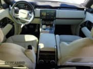 ✅ 2023 Land Rover Range Rover SE • VIN: SALKP9E7XPA046592 • Lot: 90251505. Wystawiony na Copart z przebiegiem 48 092 mil. Bezpłatny archiwum sprzedaży aukcyjnych z USA i szczegółowy raport historii pojazdu na DreamBid. Zdjęcie 8.