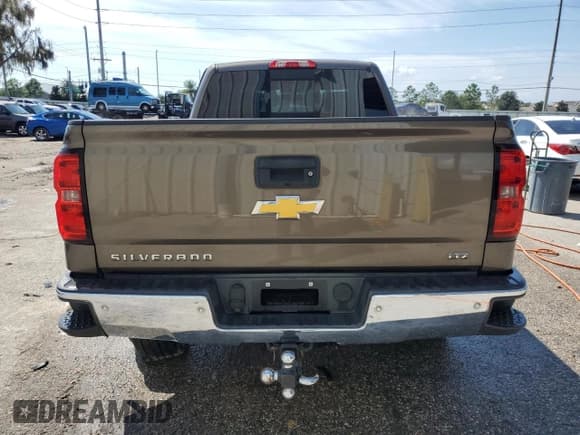 ✅ 2014 Chevrolet Silverado 1500 LTZ • VIN: 1GCVKSEC5EZ178262 • Лот: 71535044. Опубликован ранее на Copart с пробегом 94 548 миль. Бесплатный доступ к архиву аукционных продаж из США и подробный отчёт об истории автомобиля на DreamBid. Изображение 6.
