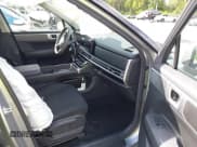 ✅ 2024 Hyundai Santa Fe SE • VIN: 5NMP14GL2RH038880 • Lot: 43404734. Wystawiony na IAAI z przebiegiem 18 561 mil. Bezpłatny archiwum sprzedaży aukcyjnych z USA i szczegółowy raport historii pojazdu na DreamBid. Zdjęcie 5.