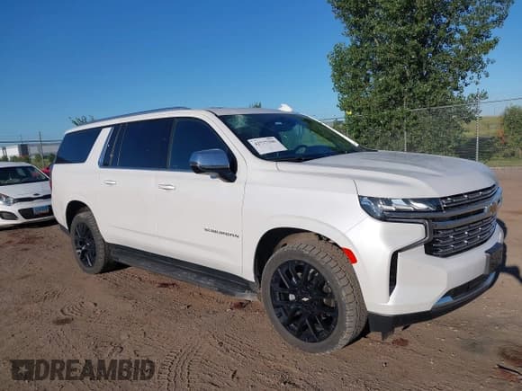 ✅ 2022 Chevrolet Suburban Premier • VIN: 1GNSKFKD3NR267634 • Lot: 42737206. Wystawiony na IAAI z przebiegiem 59 812 mil. Bezpłatny archiwum sprzedaży aukcyjnych z USA i szczegółowy raport historii pojazdu na DreamBid. Zdjęcie 1.