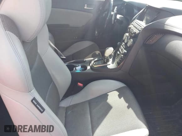 ✅ 2013 Hyundai Genesis Coupe 2.0T • VIN: KMHHT6KD2DU097886 • Lot: 41864894. Wystawiony na IAAI z przebiegiem 152 642 mil. Bezpłatny archiwum sprzedaży aukcyjnych z USA i szczegółowy raport historii pojazdu na DreamBid. Zdjęcie 5.