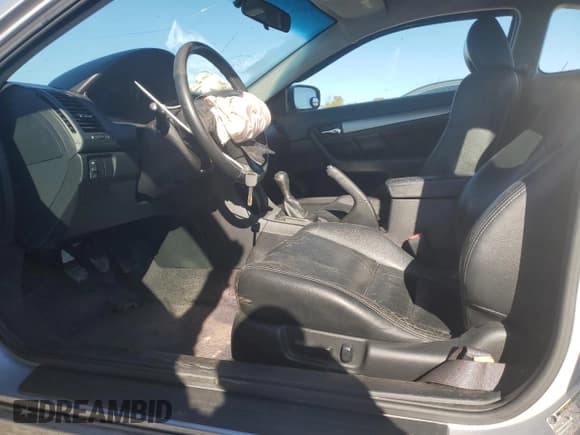 ✅ 2005 Honda Accord EX-L • VIN: 1HGCM716X5A001947 • Lot: 90598675. Wystawiony na Copart z przebiegiem 141 887 mil. Bezpłatny archiwum sprzedaży aukcyjnych z USA i szczegółowy raport historii pojazdu na DreamBid. Zdjęcie 7.