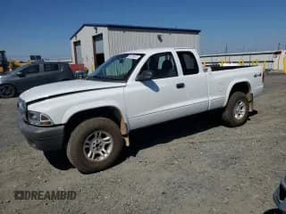 ✅ 2004 Dodge Dakota • VIN: 1D7HG12K04S713712 • Lot: 66125515. Wystawiony na Copart z przebiegiem 188 799 mil. Bezpłatny archiwum sprzedaży aukcyjnych z USA i szczegółowy raport historii pojazdu na DreamBid. Zdjęcie 1.