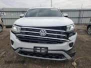 ✅ 2023 Volkswagen Atlas SEL • VIN: 1V2BC2CA8PC211356 • Lot: 85926504. Wystawiony na Copart z przebiegiem 41 288 mil. Bezpłatny archiwum sprzedaży aukcyjnych z USA i szczegółowy raport historii pojazdu na DreamBid. Zdjęcie 5.