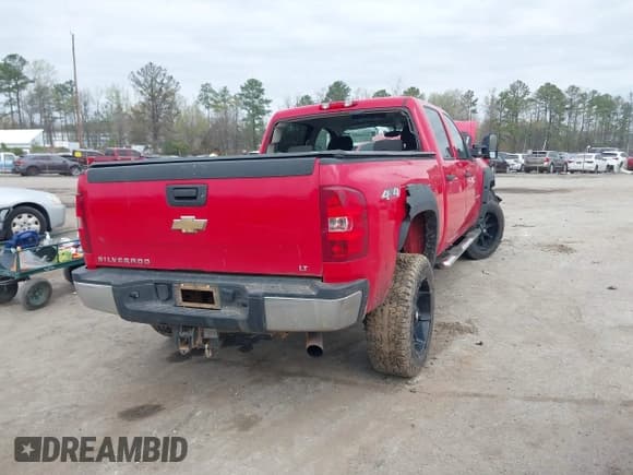 ✅ 2011 Chevrolet Silverado 2500HD LT • VIN: 1GC1KXCG4BF106466 • Лот: 41940805. Опубликован ранее на IAAI с пробегом 186 719 миль. Бесплатный доступ к архиву аукционных продаж из США и подробный отчёт об истории автомобиля на DreamBid. Изображение 4.