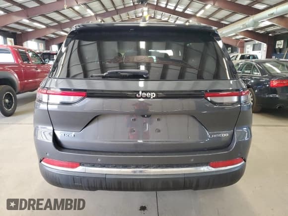 ✅ 2022 Jeep Grand Cherokee Altitude • VIN: 1C4RJHAG7N8592259 • Лот: 89513645. Опубликован ранее на Copart с пробегом 123 591 миль. Бесплатный доступ к архиву аукционных продаж из США и подробный отчёт об истории автомобиля на DreamBid. Изображение 6.