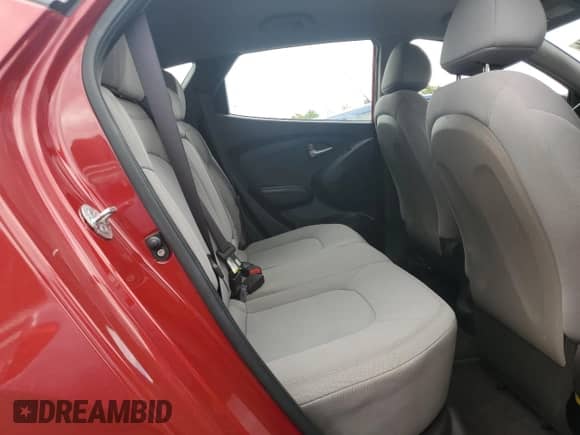 2011 Hyundai Tucson GL z VIN KM8JT3AB1BU214094, wystawiony jako Copart lot #72502474 z przebiegiem 52 768 mil mil oraz Szkoda całkowita • Salvage title. Historia ofert i sprzedaży dostępna na DreamBid. Obrazek 11.